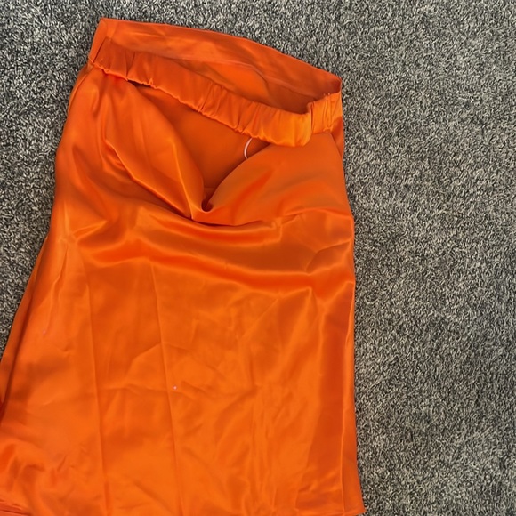 Orange silk dress - Picture 2 of 2